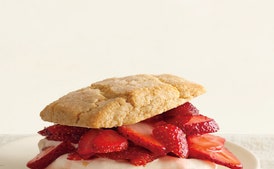 Almond-Oat Strawberry Shortcakes