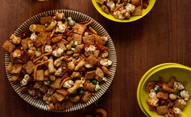 Asian-Flavored Snack Mix